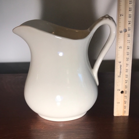 Royal Crownford Ironstone Pitcher Farmhouse VTG - Picture 13 of 16